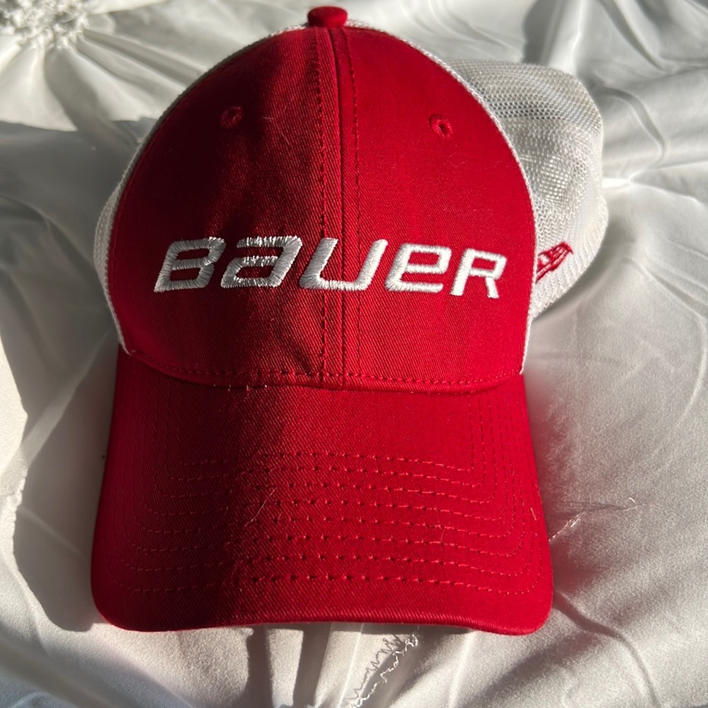 New era fitted Bauer hockey hat